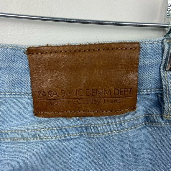 Zara Basic Classic Skinny Jeans Light Blue Wash Size 2 Distressed Busted Knee - Picture 8 of 14
